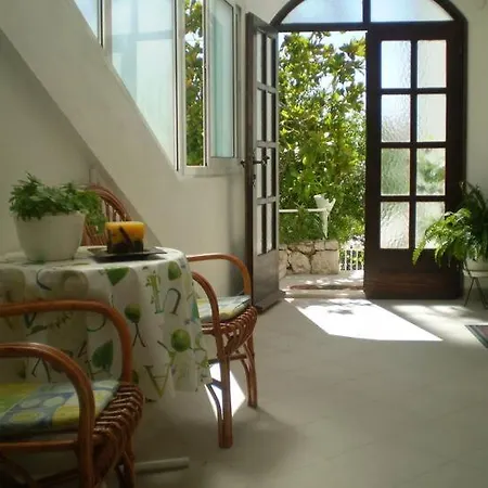 Ana Apartment Hvar Town