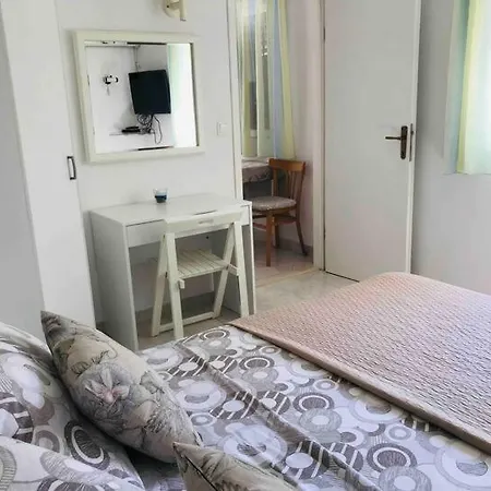 Apartment Ana Hvar Town