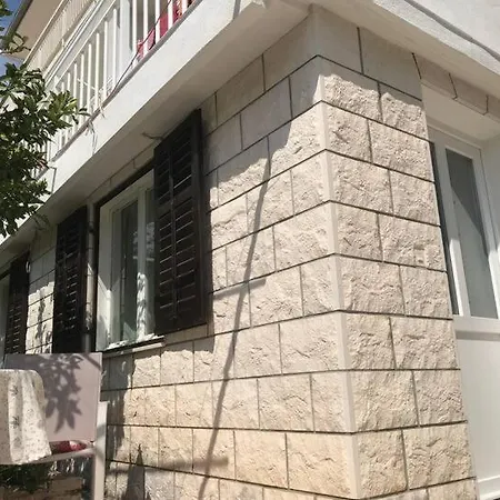 Apartment Ana *