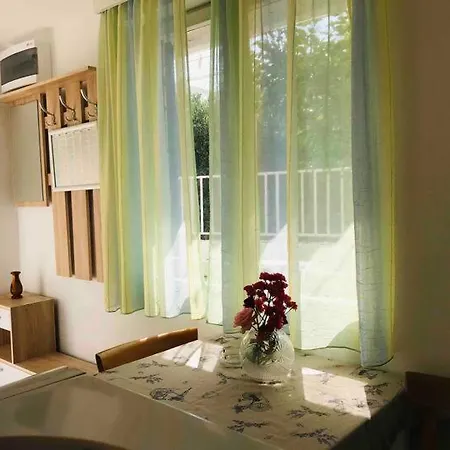 Apartment Ana Hvar Town